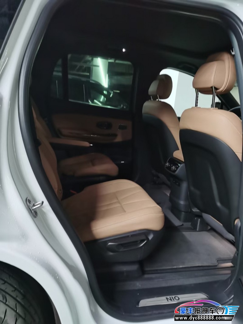 22年蔚来ES8SUV抵押车出售