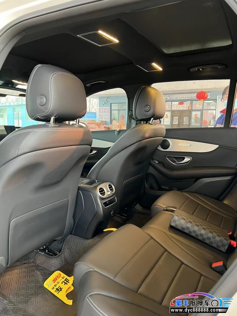 21年奔驰GLC轿车抵押车出售