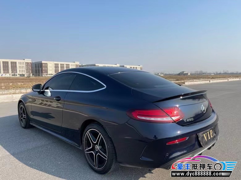 21年奔驰C轿车抵押车出售