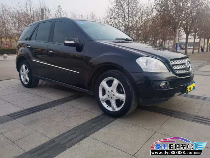 10年奔驰ML轿车抵押车出售