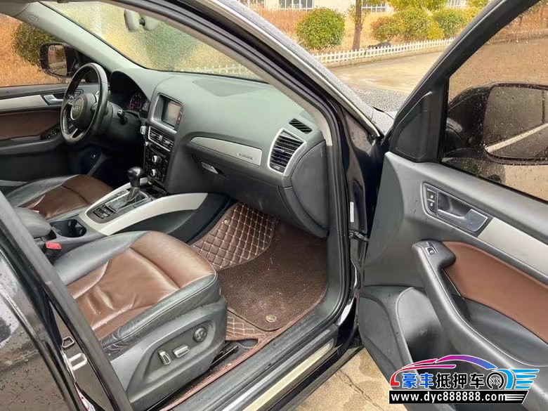 16年奥迪Q5轿车抵押车出售