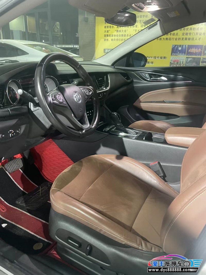 18年别克君威轿车抵押车出售