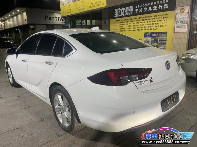 18年别克君威轿车抵押车出售