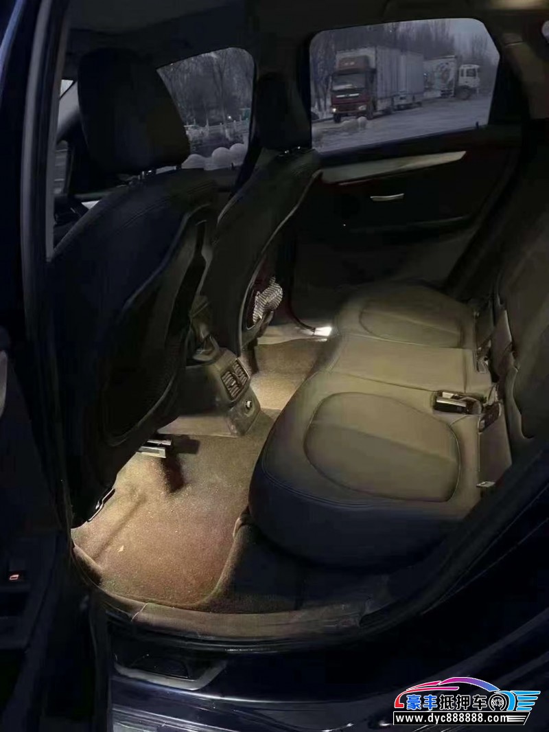 18年宝马2系MPV抵押车出售