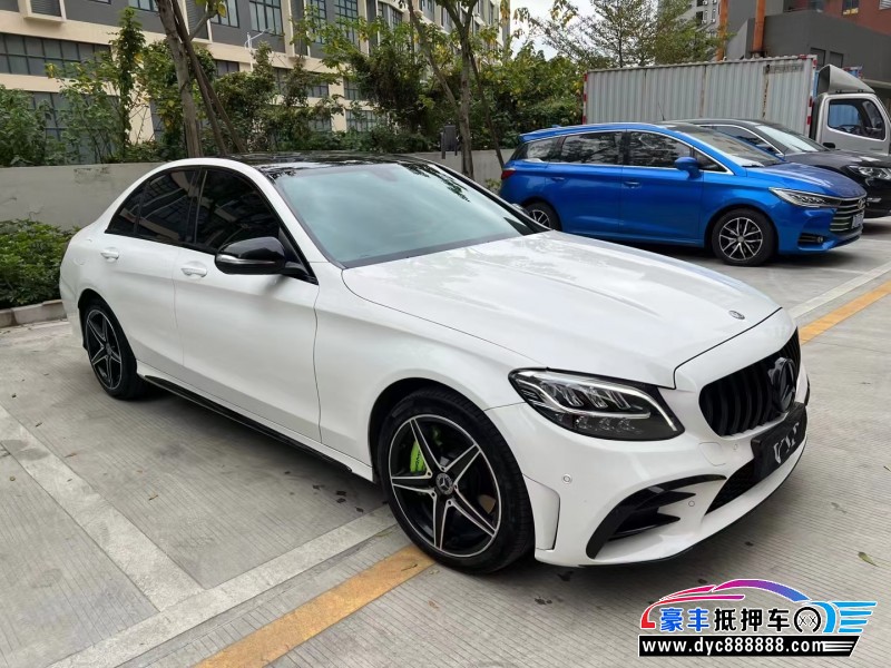 20年奔驰C级轿车抵押车出售