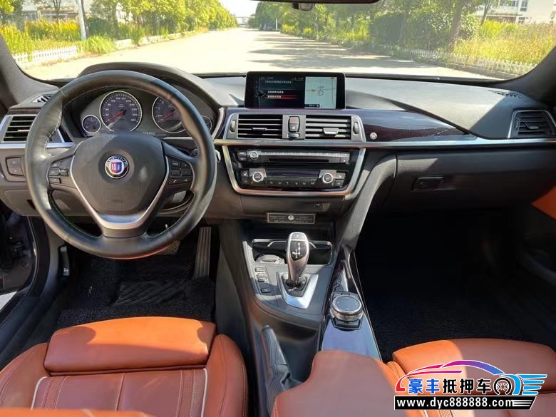 18年宝马M4轿车抵押车出售