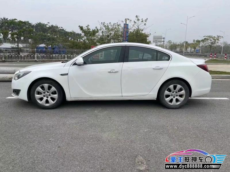 14年别克君威轿车抵押车出售