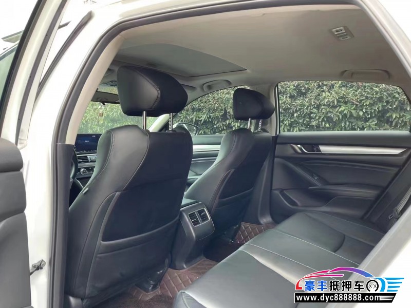 20年本田雅阁轿车抵押车出售