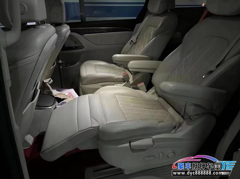 17年别克GL8MPV抵押车出售