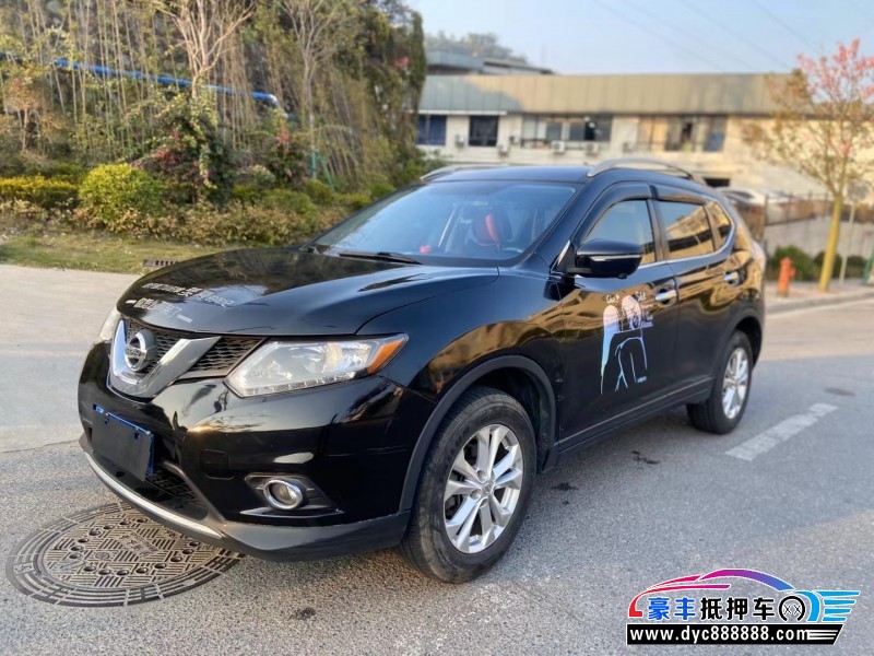 14年日产奇骏轿车抵押车出售