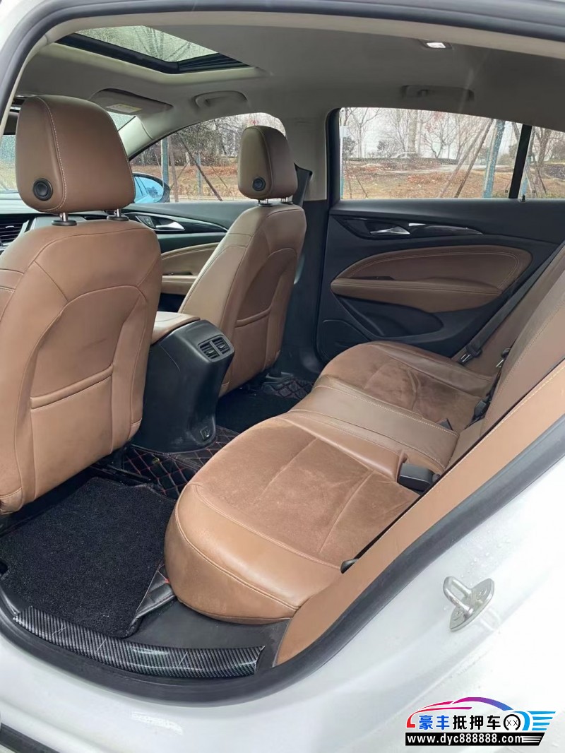 19年别克君威轿车抵押车出售