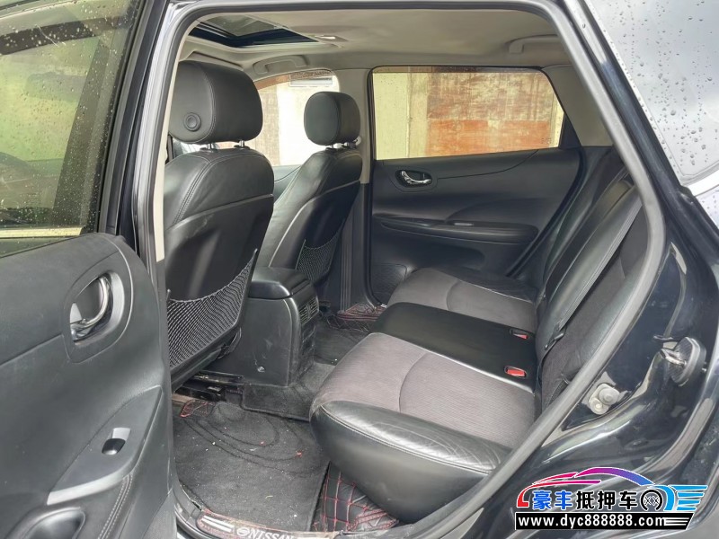 13年日产骐达轿车抵押车出售