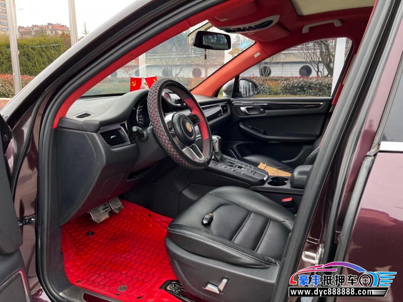 17年众泰SR9轿车抵押车出售