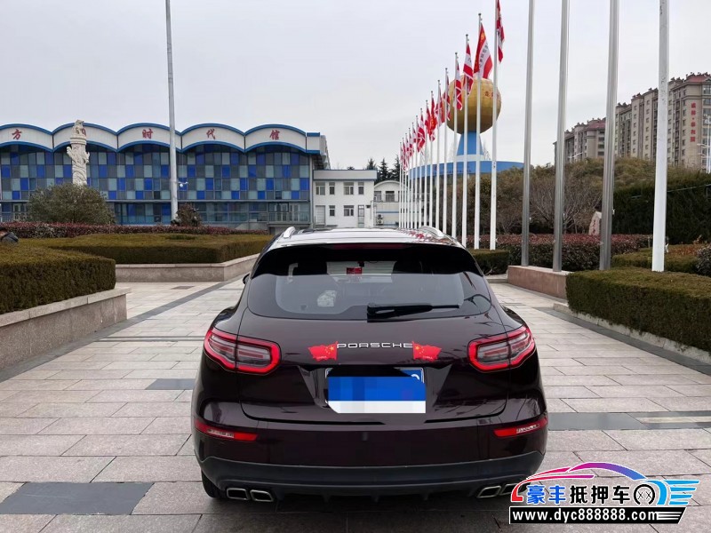 17年众泰SR9轿车抵押车出售