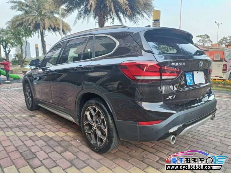 20年宝马X1轿车抵押车出售