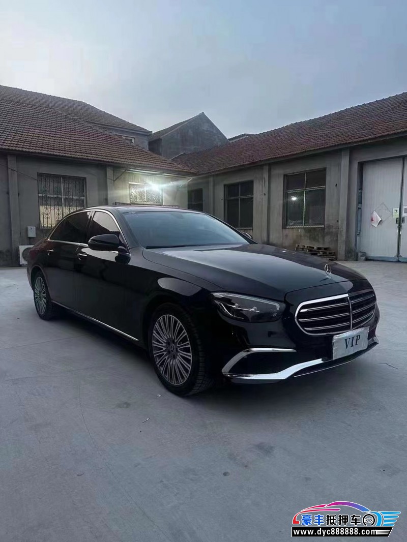 22年奔驰E轿车抵押车出售