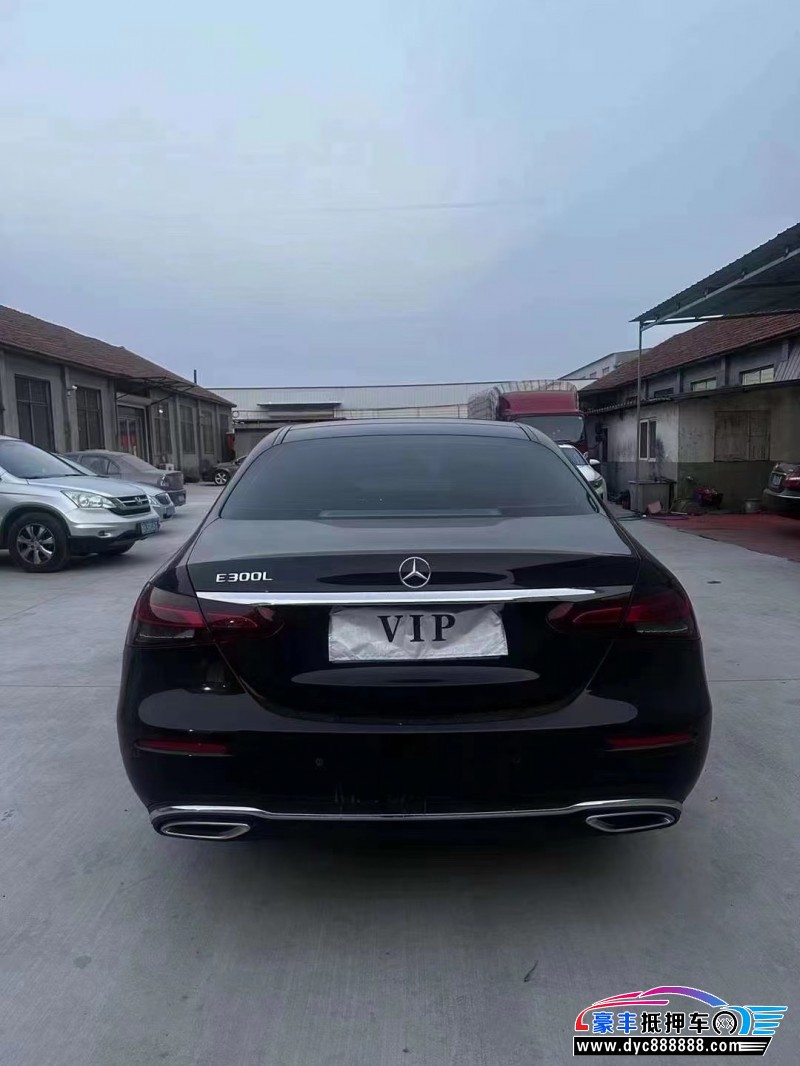 22年奔驰E轿车抵押车出售