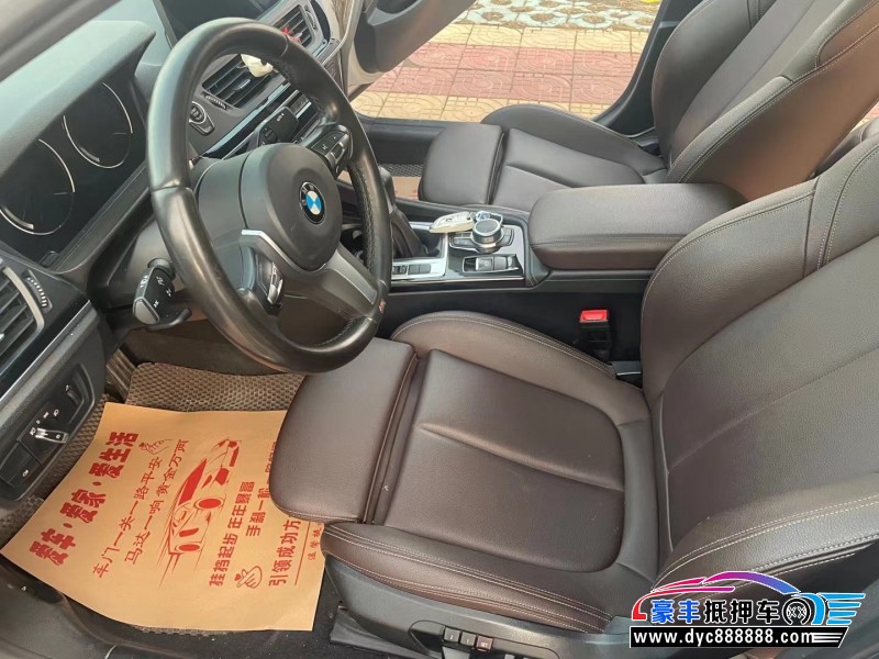 19年宝马1系轿车抵押车出售