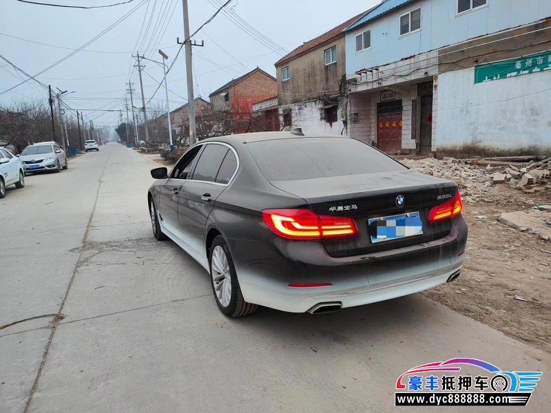 20年宝马5系轿车抵押车出售