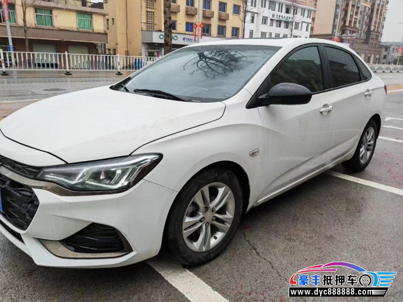 20年雪佛兰科鲁泽轿车抵押车出售