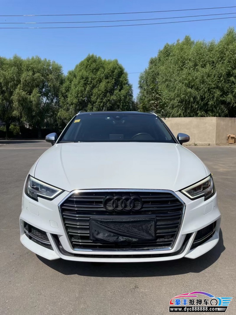 17年奥迪A3轿车抵押车出售