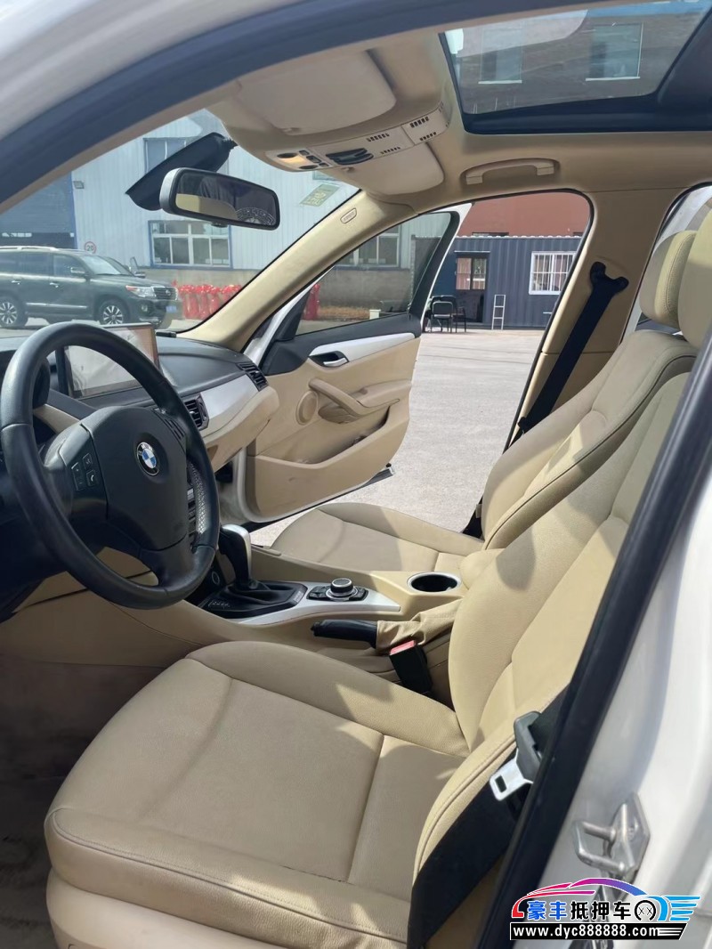 13年宝马X1轿车抵押车出售