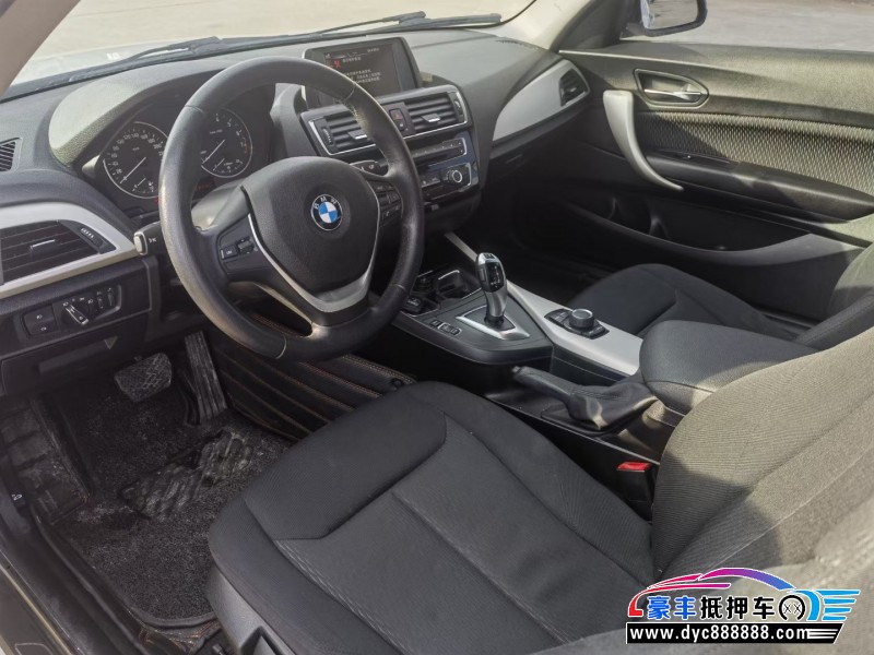 15年宝马2系轿车抵押车出售