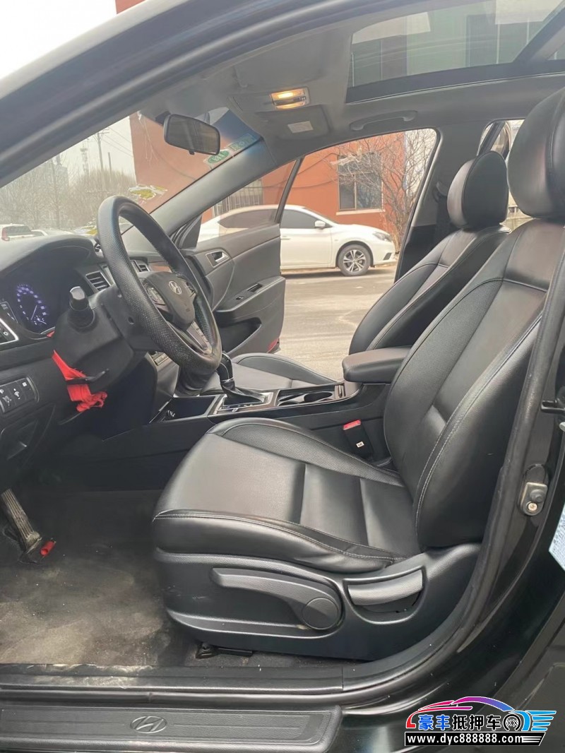 14年现代名图轿车抵押车出售