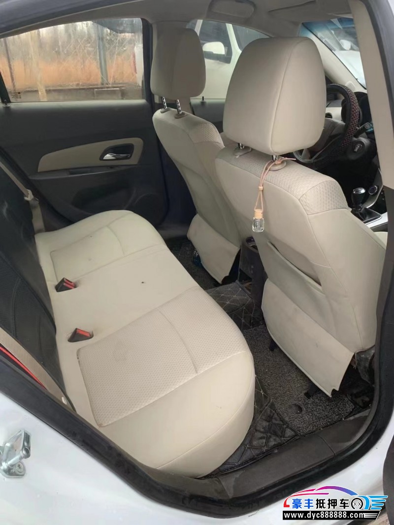 16年雪佛兰科鲁兹轿车抵押车出售