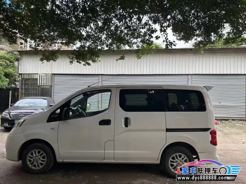 14年日产NV200MPV抵押车出售