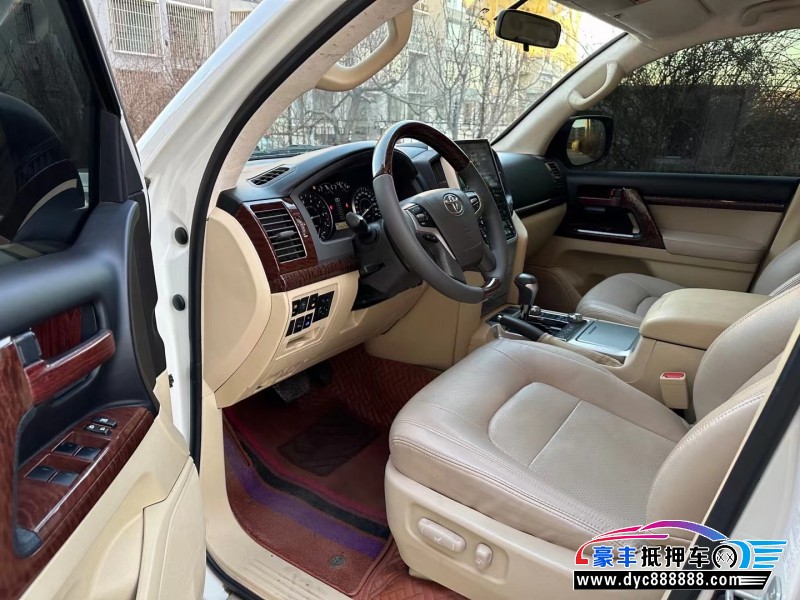 18年丰田兰德酷路泽SUV抵押车出售