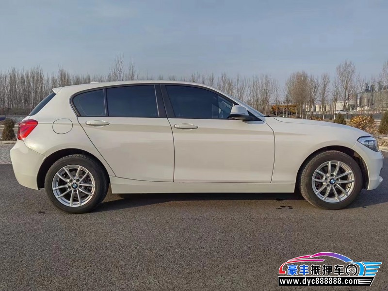 20年宝马1系轿车抵押车出售