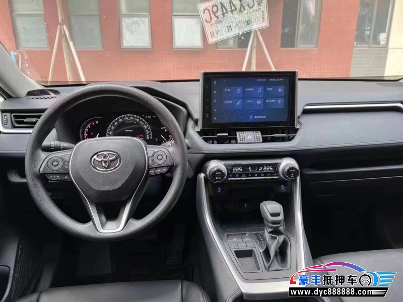 22年丰田RAV4SUV抵押车出售