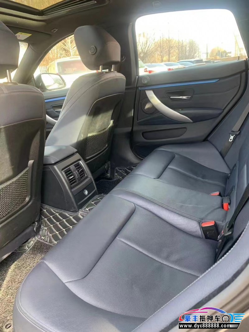 19年宝马4系轿车抵押车出售