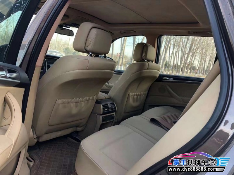 13年宝马X5轿车抵押车出售