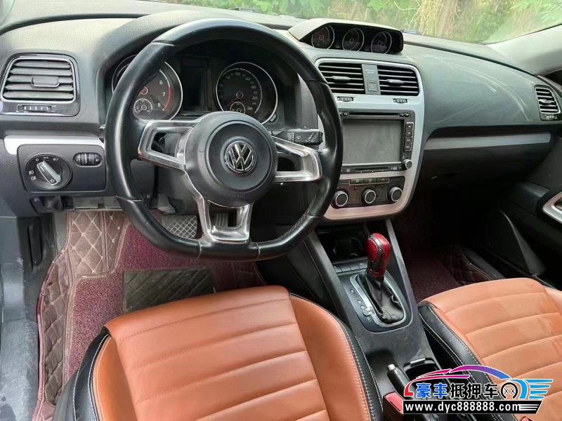 15年大众尚酷轿车抵押车出售