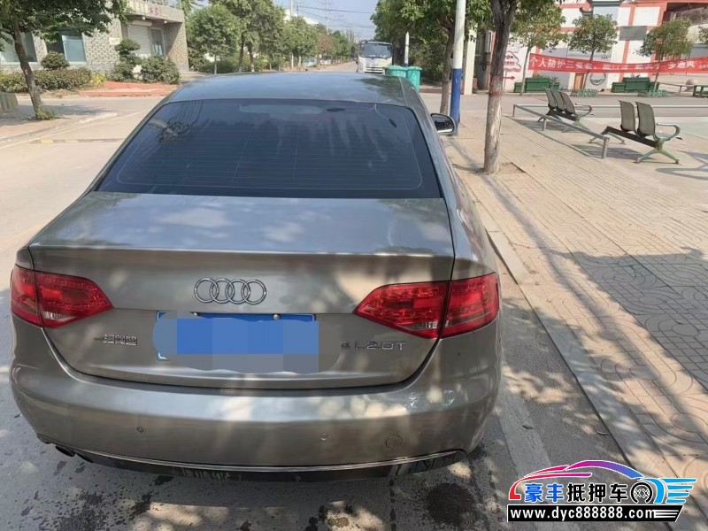 12年奥迪A4轿车抵押车出售