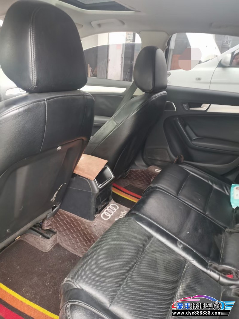 12年奥迪A4轿车抵押车出售