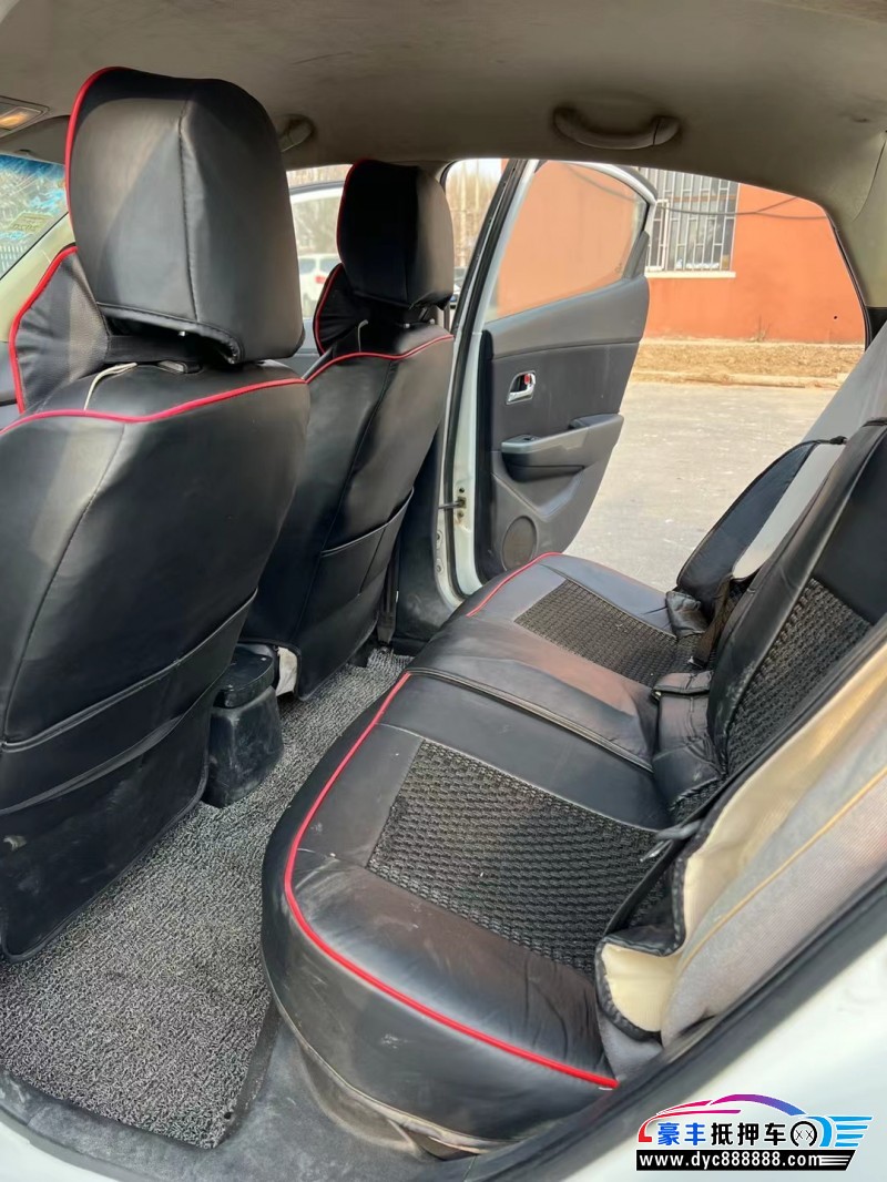 13年起亚K2轿车抵押车出售