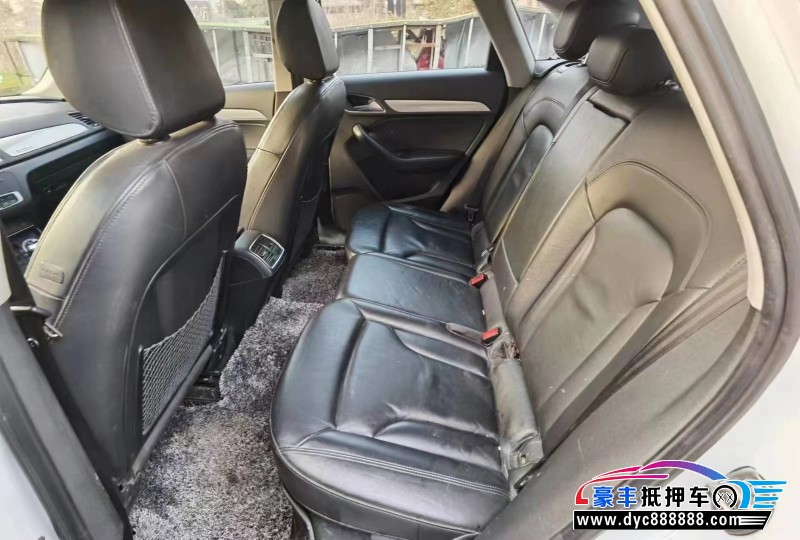 13年奥迪Q3轿车抵押车出售