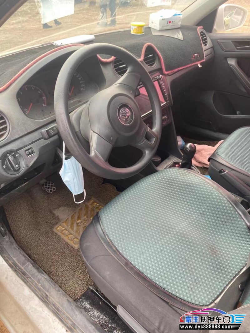 17年大众捷达轿车抵押车出售