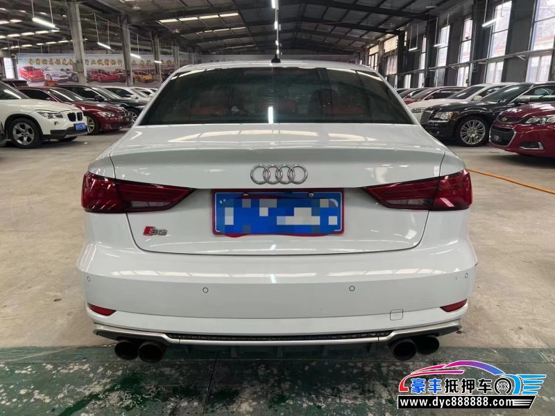 19年奥迪A3轿车抵押车出售