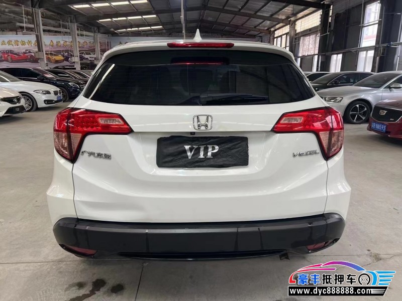 17年本田缤智轿车抵押车出售