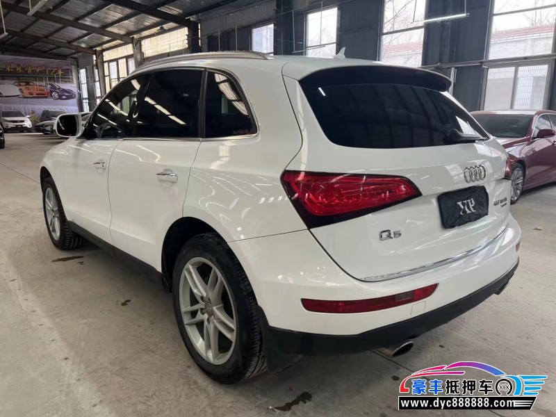 17年奥迪Q5轿车抵押车出售