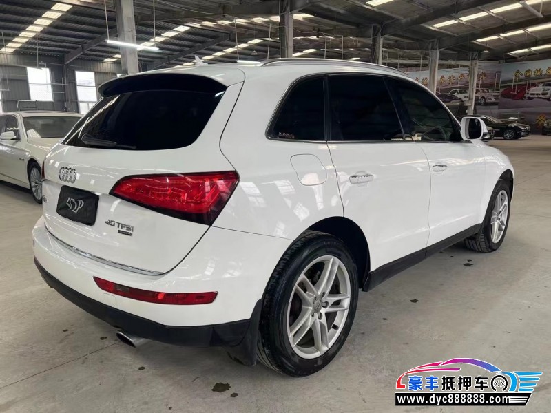 17年奥迪Q5轿车抵押车出售