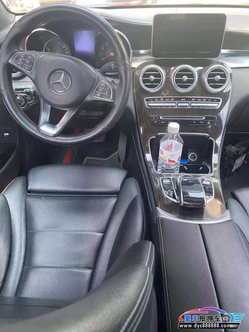 15年奔驰GLC轿车抵押车出售