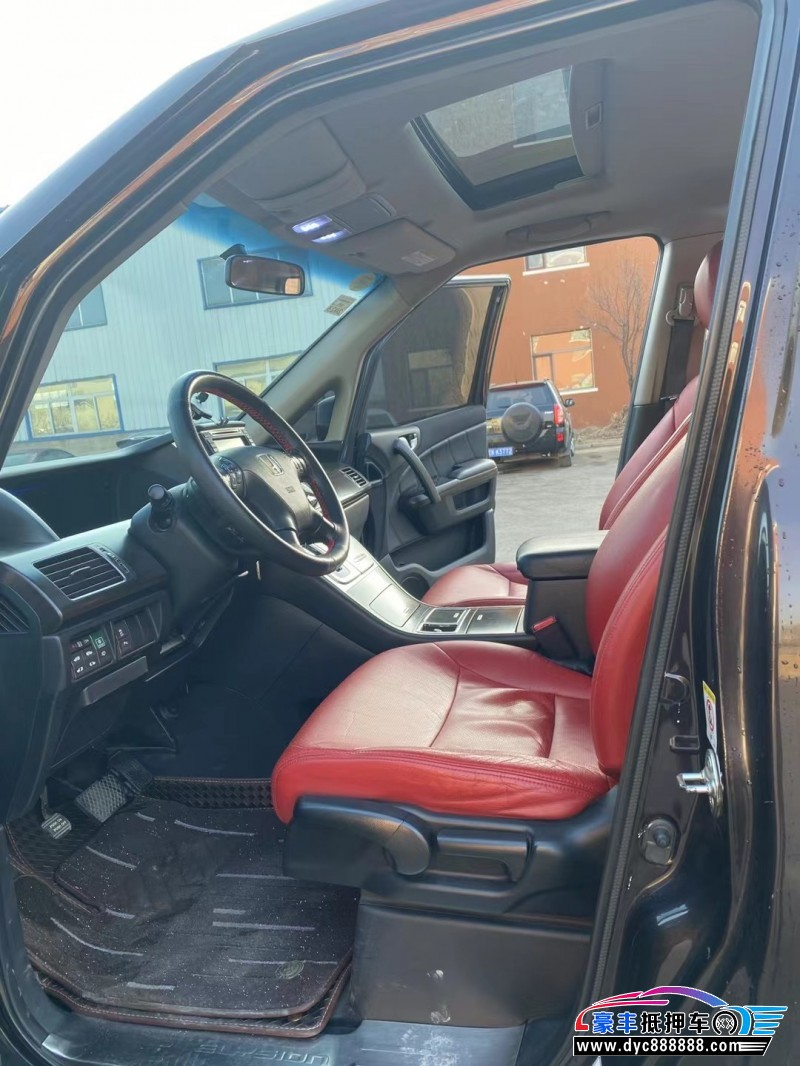 15年本田艾力绅轿车抵押车出售