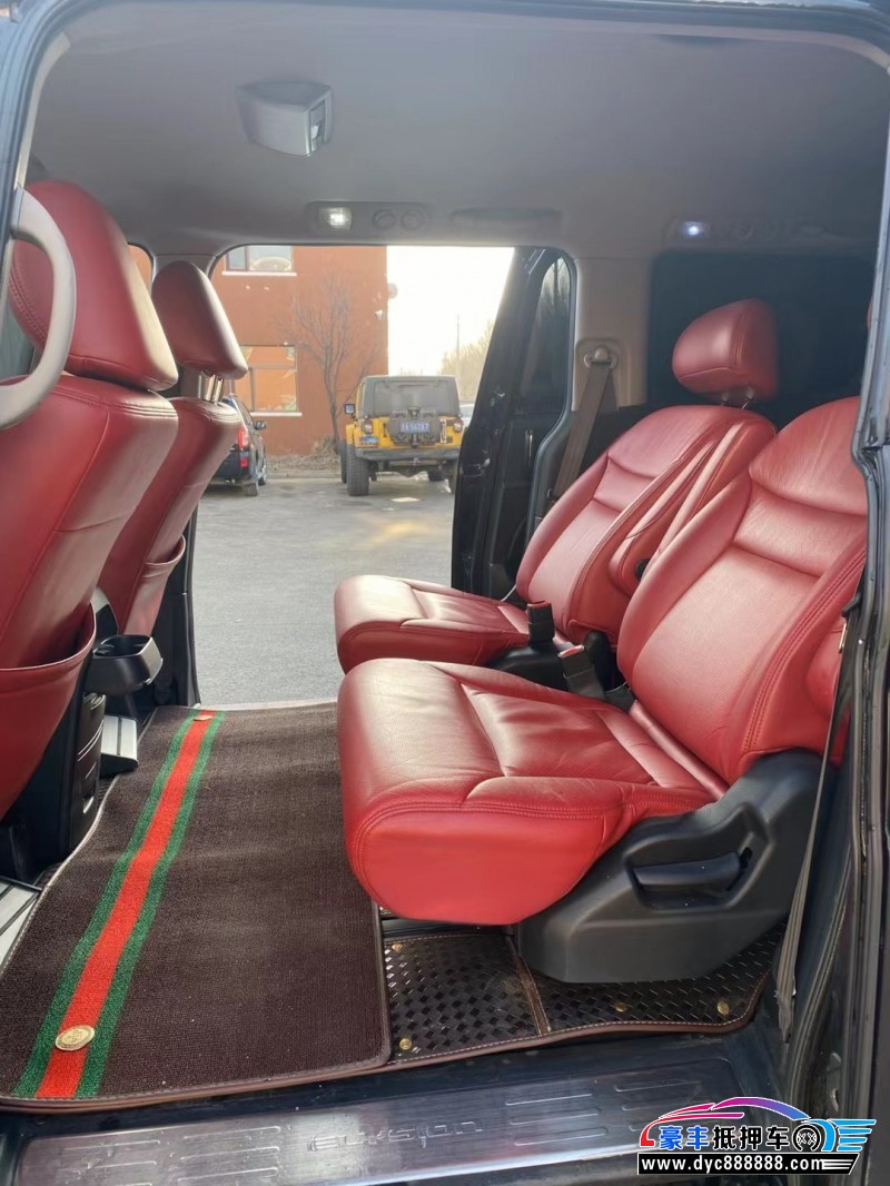 15年本田艾力绅轿车抵押车出售