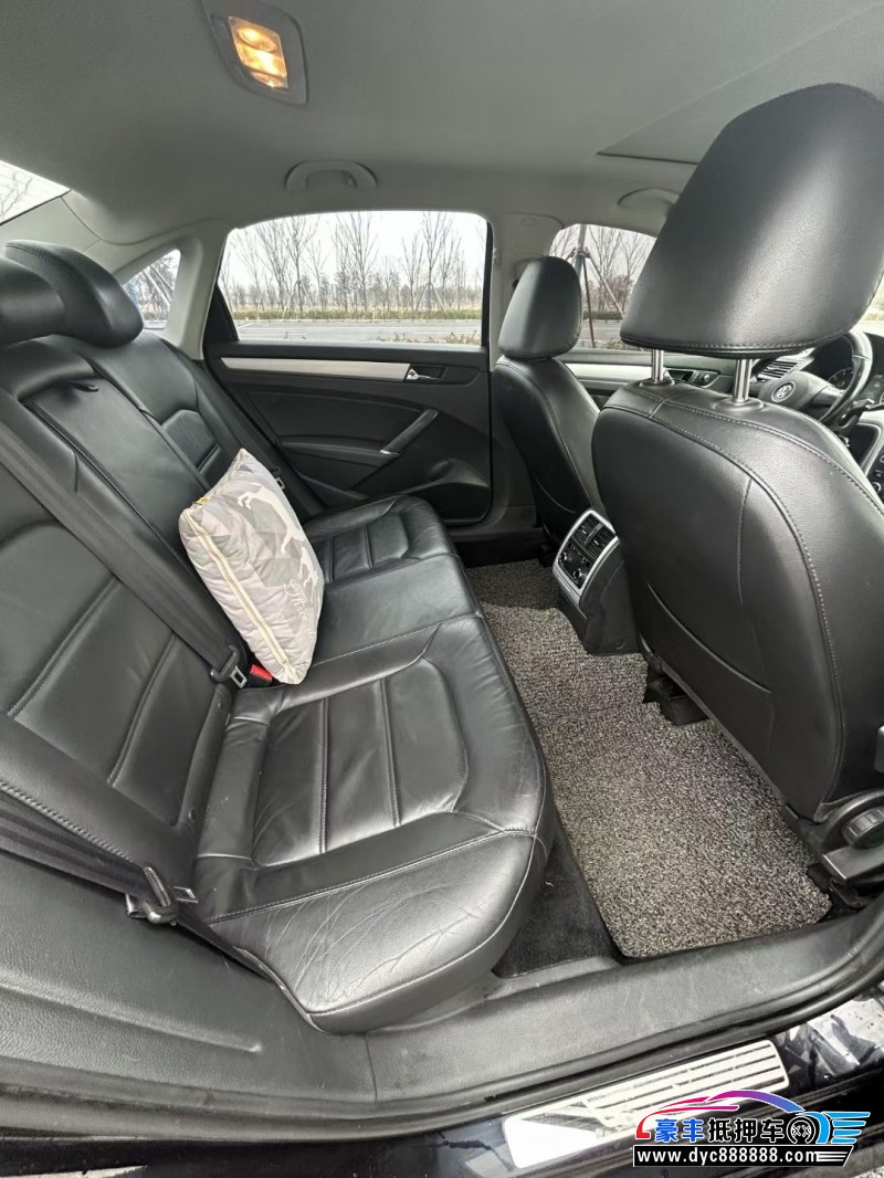 14年大众帕萨特轿车抵押车出售