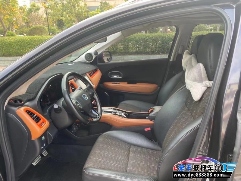 15年本田缤智轿车抵押车出售